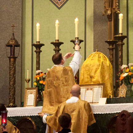 Fr. Kevin O'Neill's First Mass - May the Blood of Christ Wash Away Our Sins!