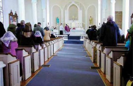 Regina Pacis - Fr. Mark Fischer FSSP Offers Mass